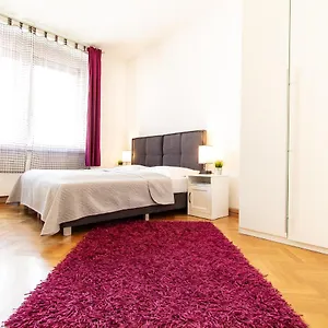 Apartment Mandlgasse I Contactless Check-in