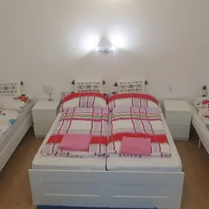 Apartment Heine