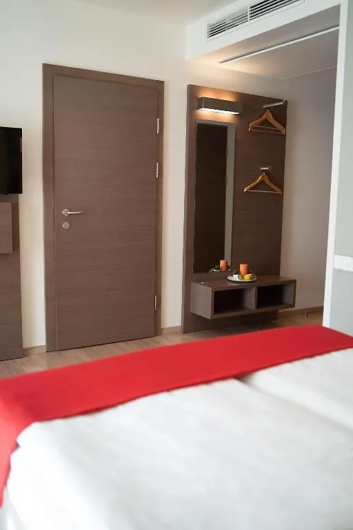 Hotel Orangerie Bécs 4*,